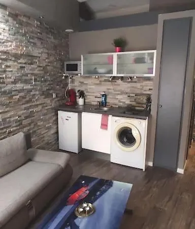 Studio De Charme Dans Le Centre Historique D'aix Apartment